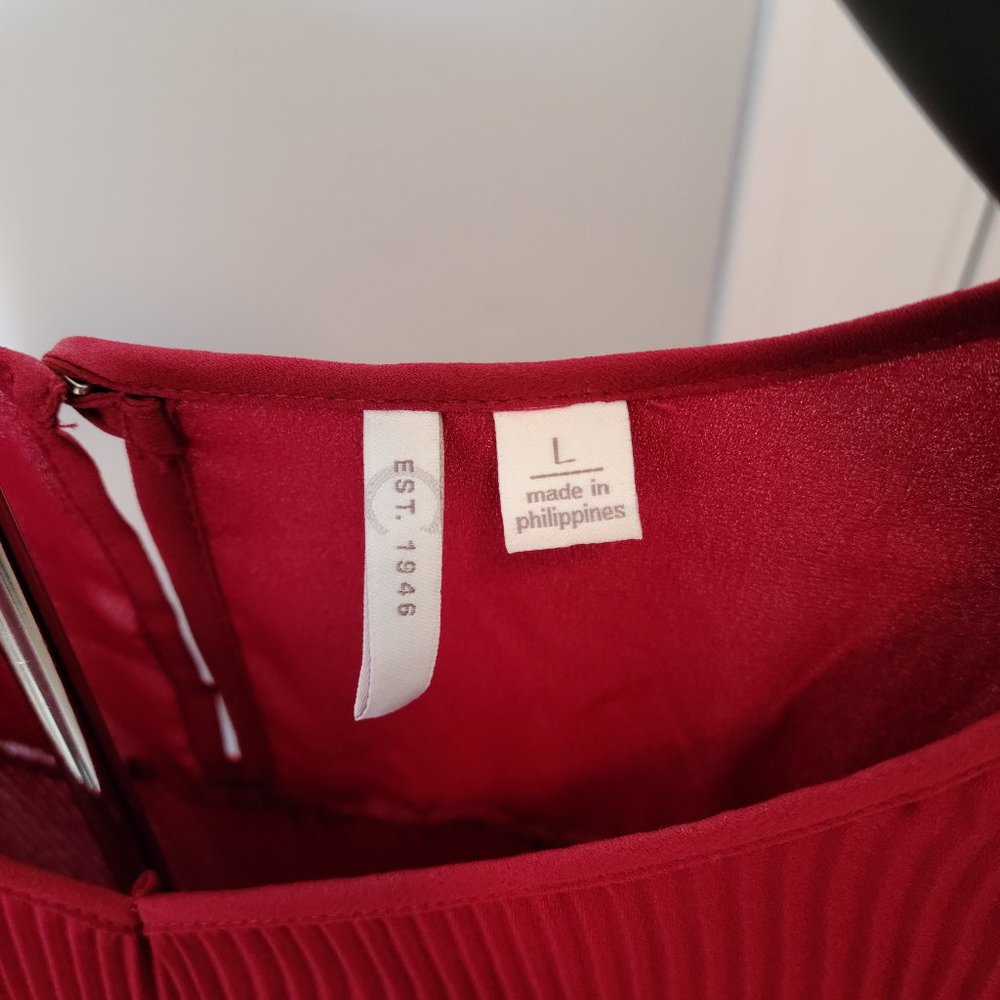Ruby Red Flowy Top - Picture 4 of 4